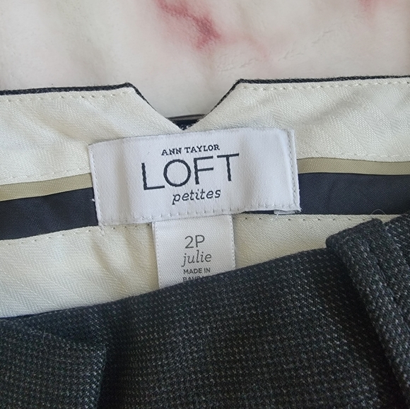 Ann Taylor lift 2p slacks - Picture 3 of 4